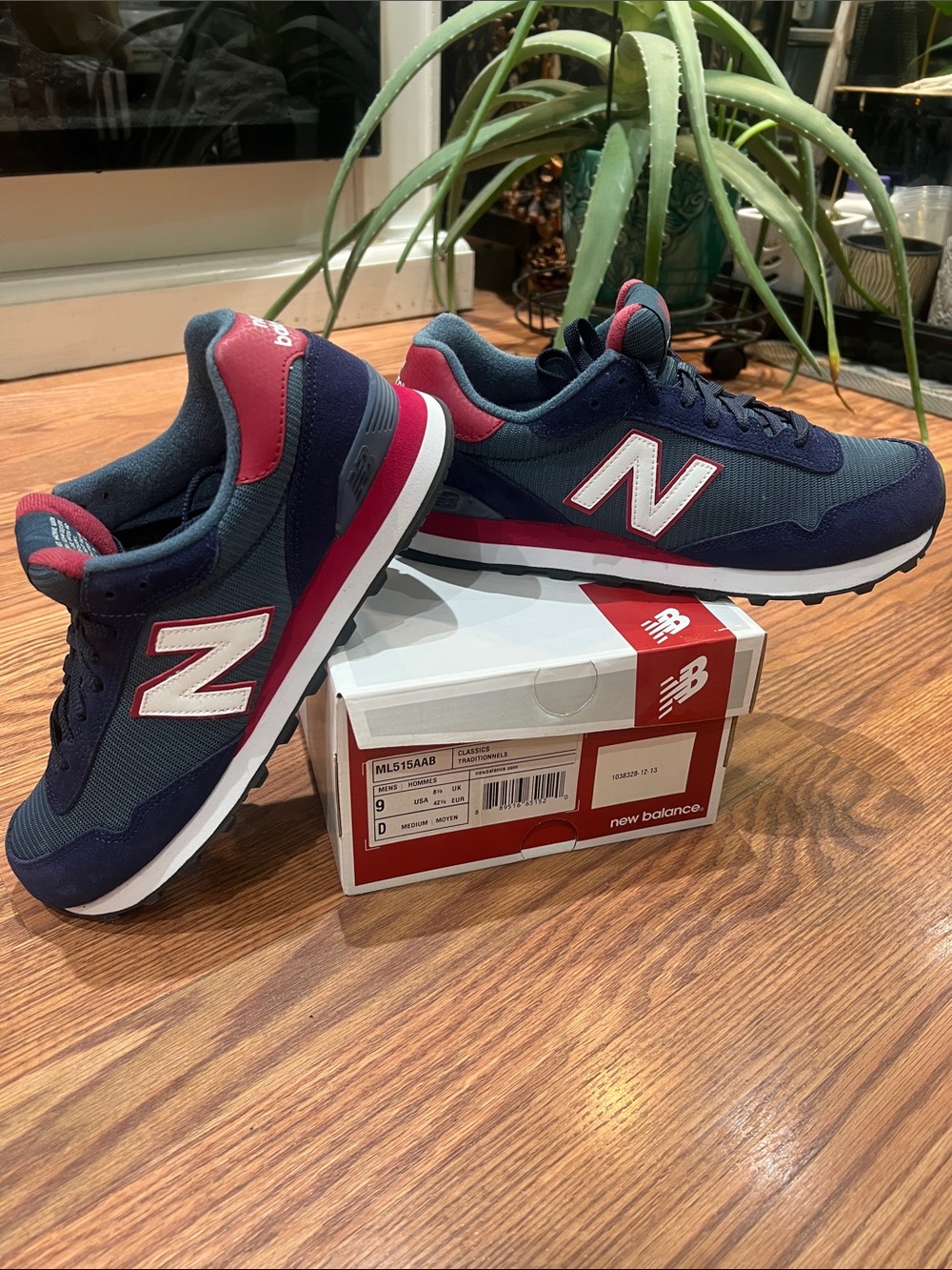 New Balance Men's US9/UK8.5 Classics Red